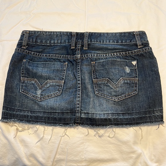 Guess Mini Jean Skirt - Picture 5 of 5